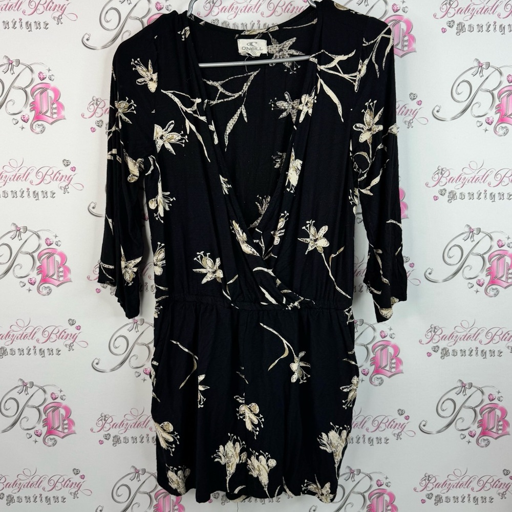 O'Neill romper dress flowers Black and White Floral Long Sleeve Dress